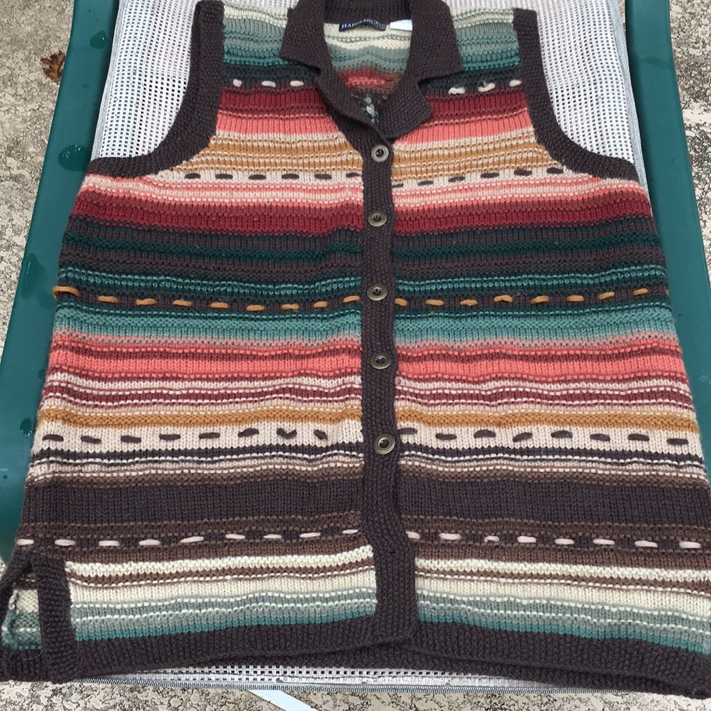 Aztec Design Vest - Picture 2 of 5